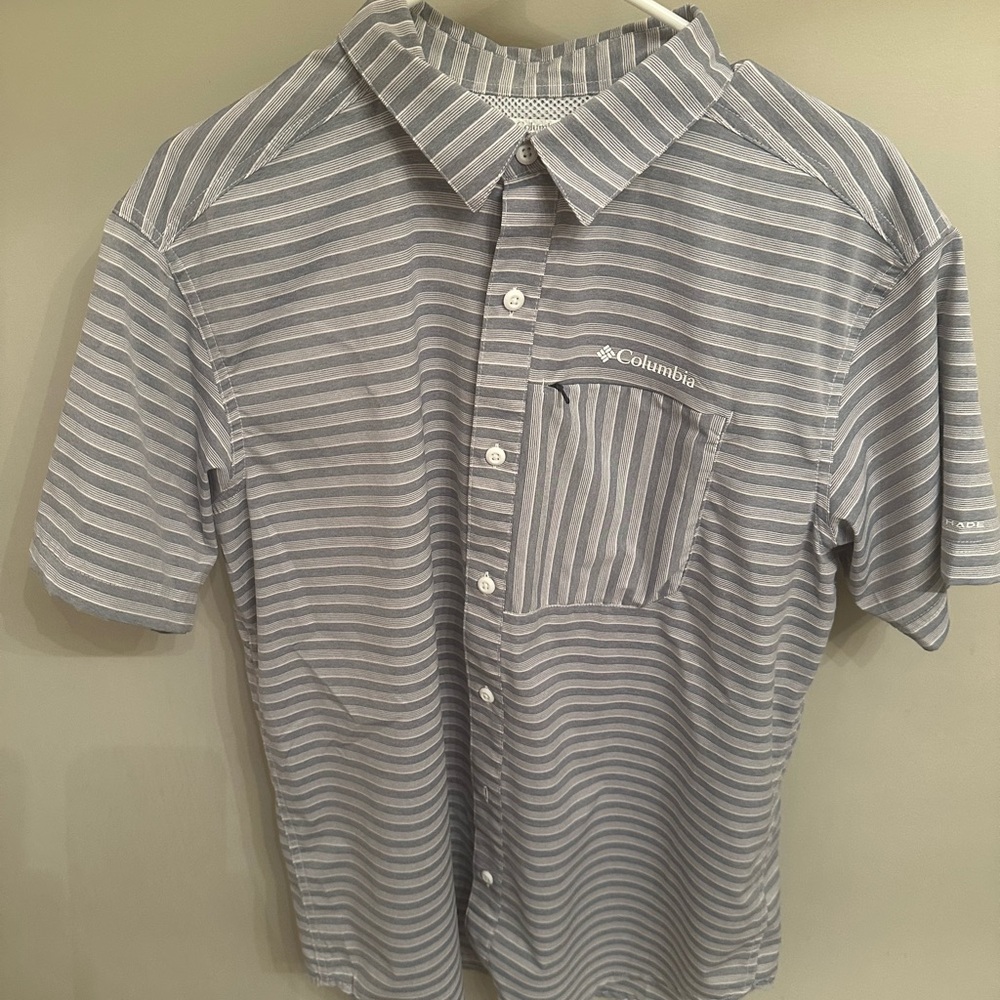 Columbia Men's gray Striped Shirt